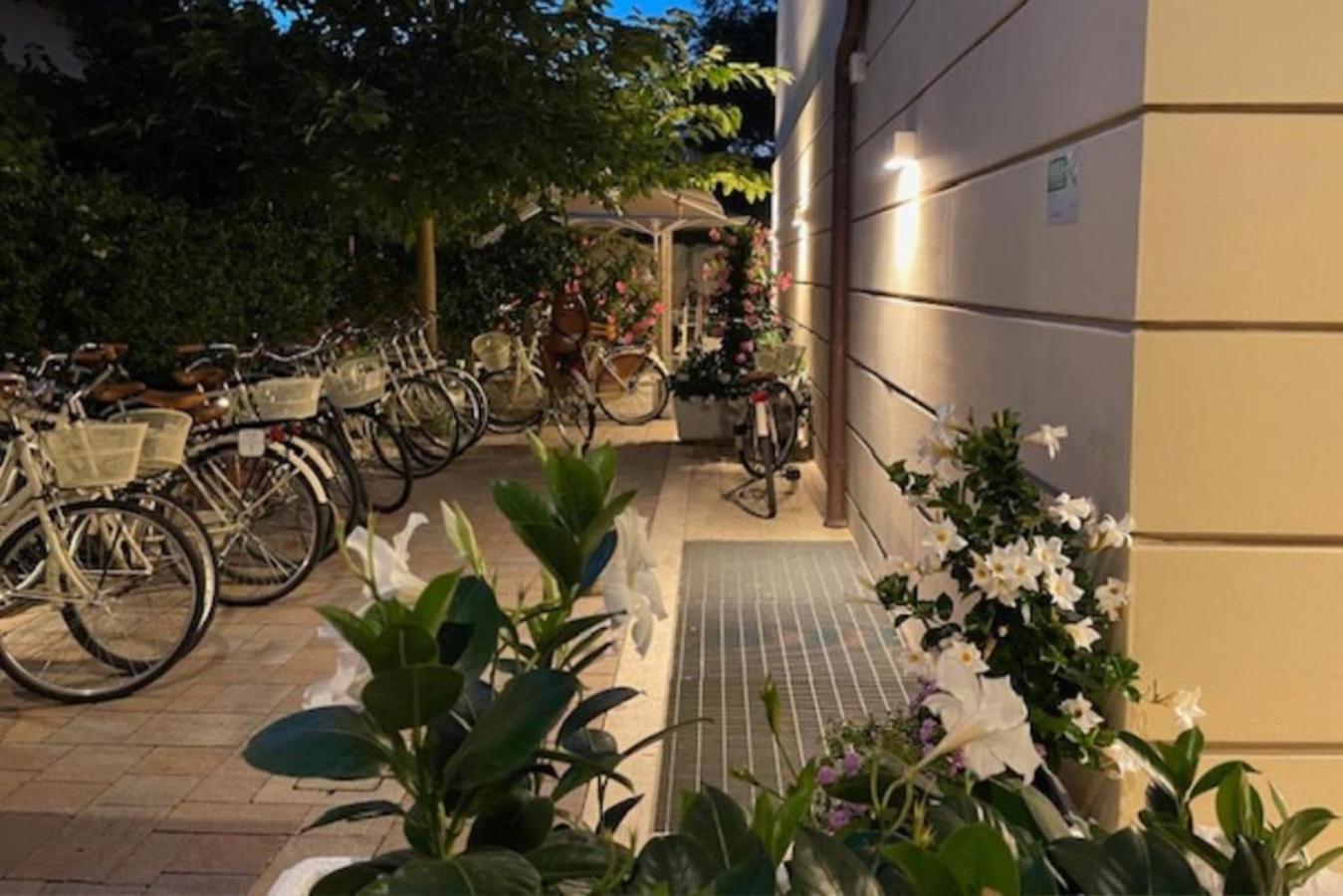 Hotel Villa Barsanti Pietrasanta Zewnętrze zdjęcie